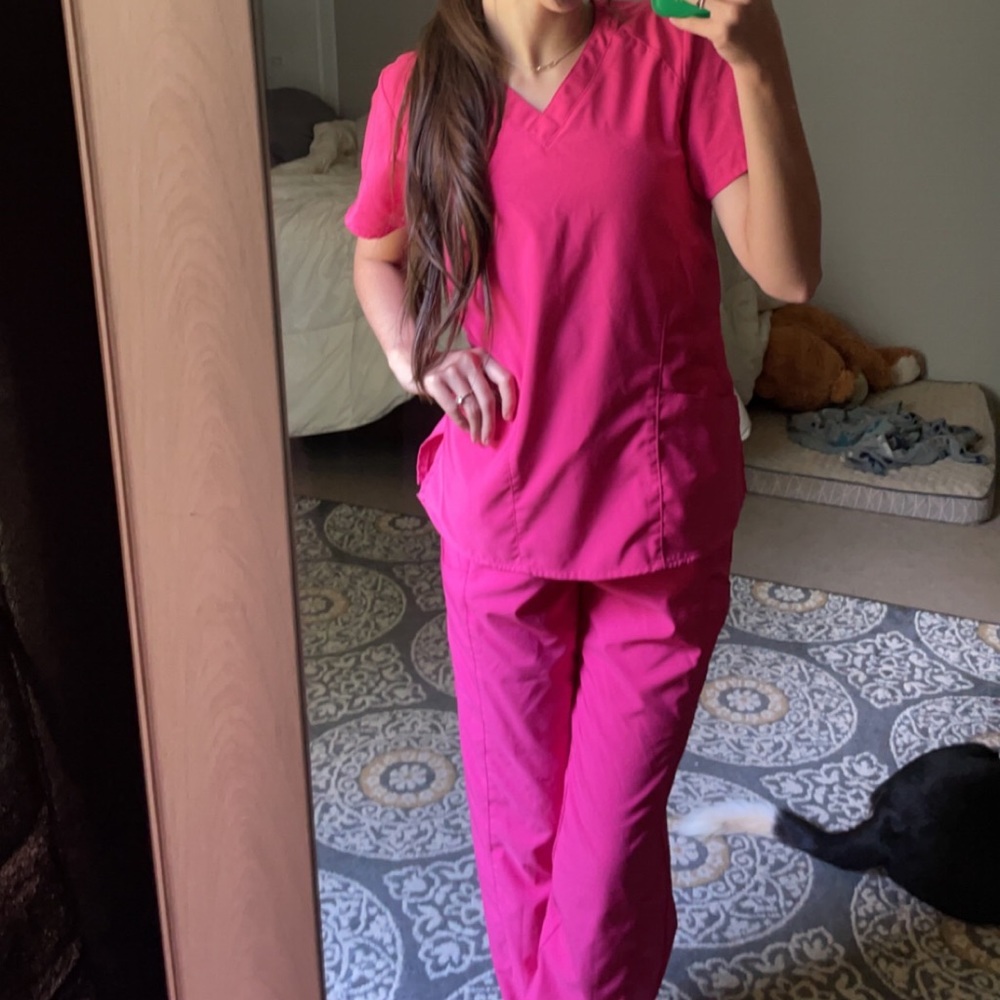 wonderwink scrub set